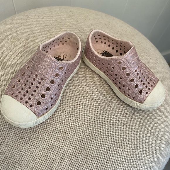 Native shoes for Girls - Picture 2 of 3